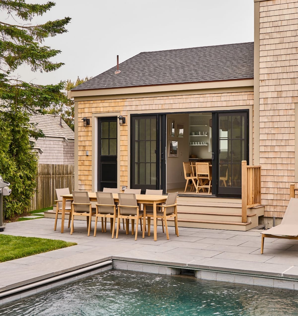 Patio dining beside the pool